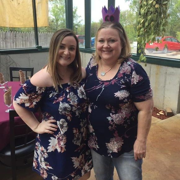 Meet your Posher, Colleen - Picture 2 of 2